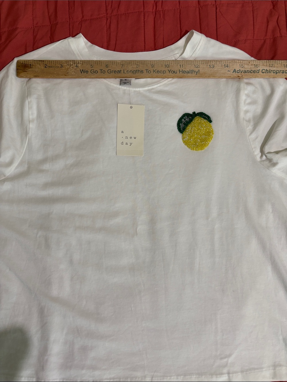 a new day White Tee with Yellow Lemon beaded graphic medium NWT cotton - Picture 10 of 10